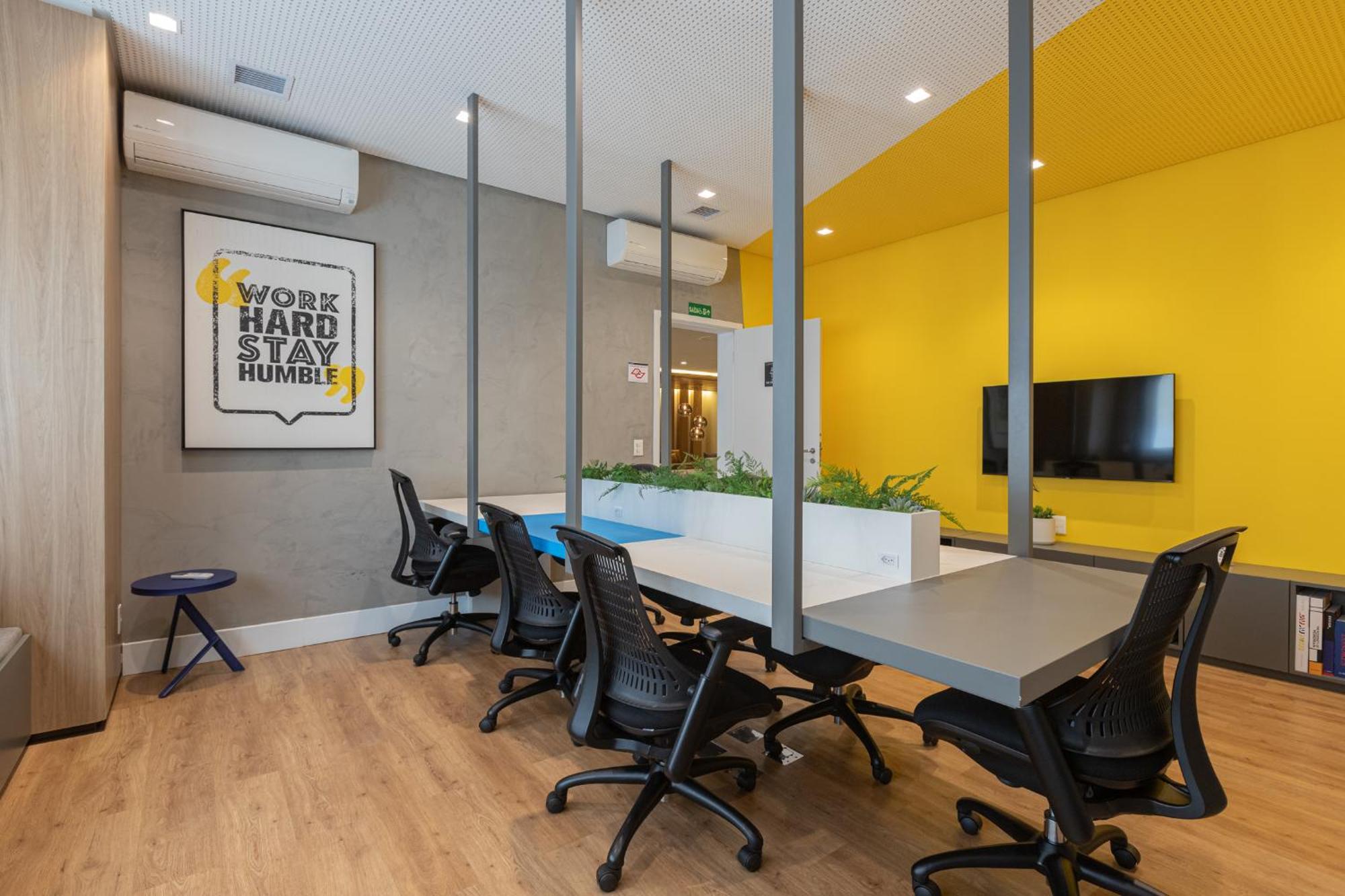 Apartamento Easy Star - Fabuloso C/vaga No Campo Belo - Cn01i